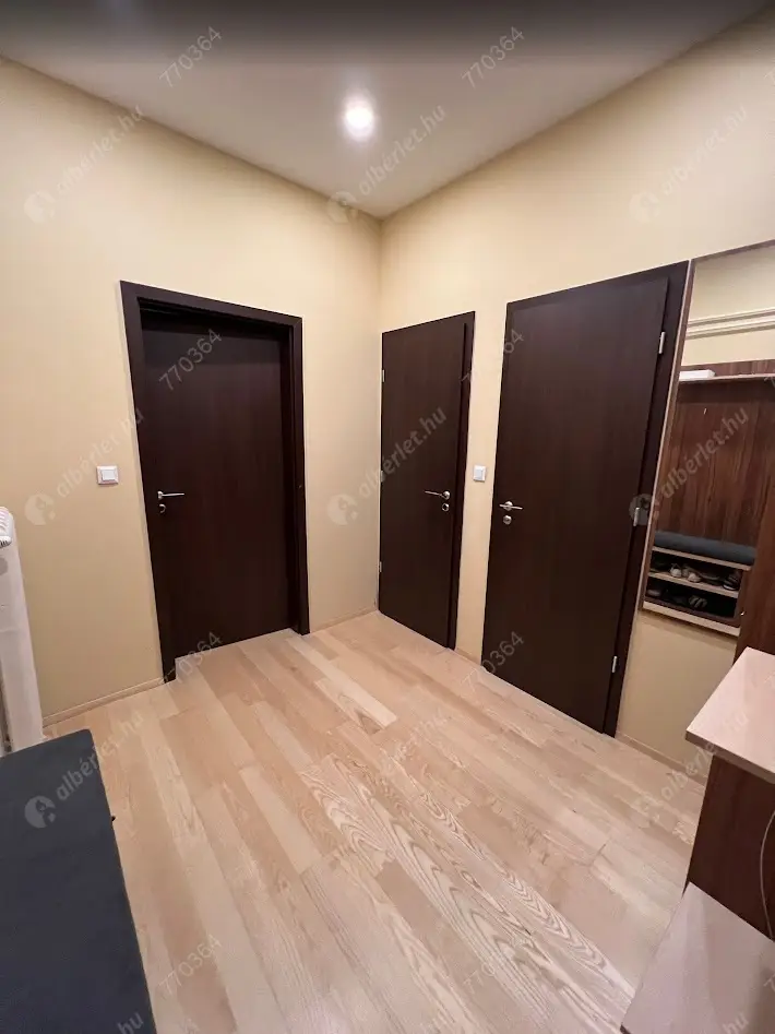 Kiadó albérlet 650000 Ft/hó áron: ,   . Mérete: 90 nm, 3 szobás | Alberlet.hu - 6571576