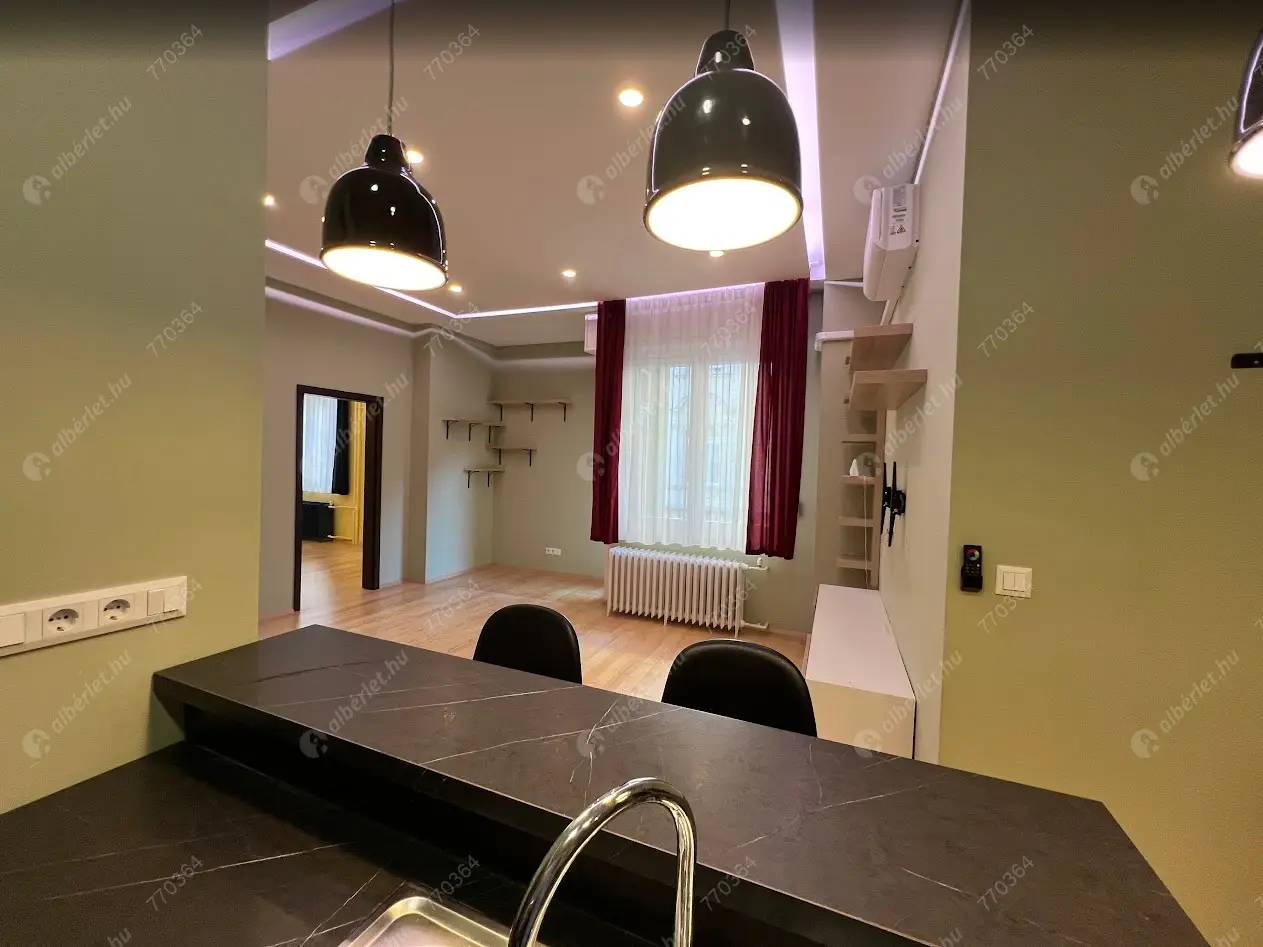 Kiadó albérlet 650000 Ft/hó áron: ,   . Mérete: 90 nm, 3 szobás | Alberlet.hu - 6571587