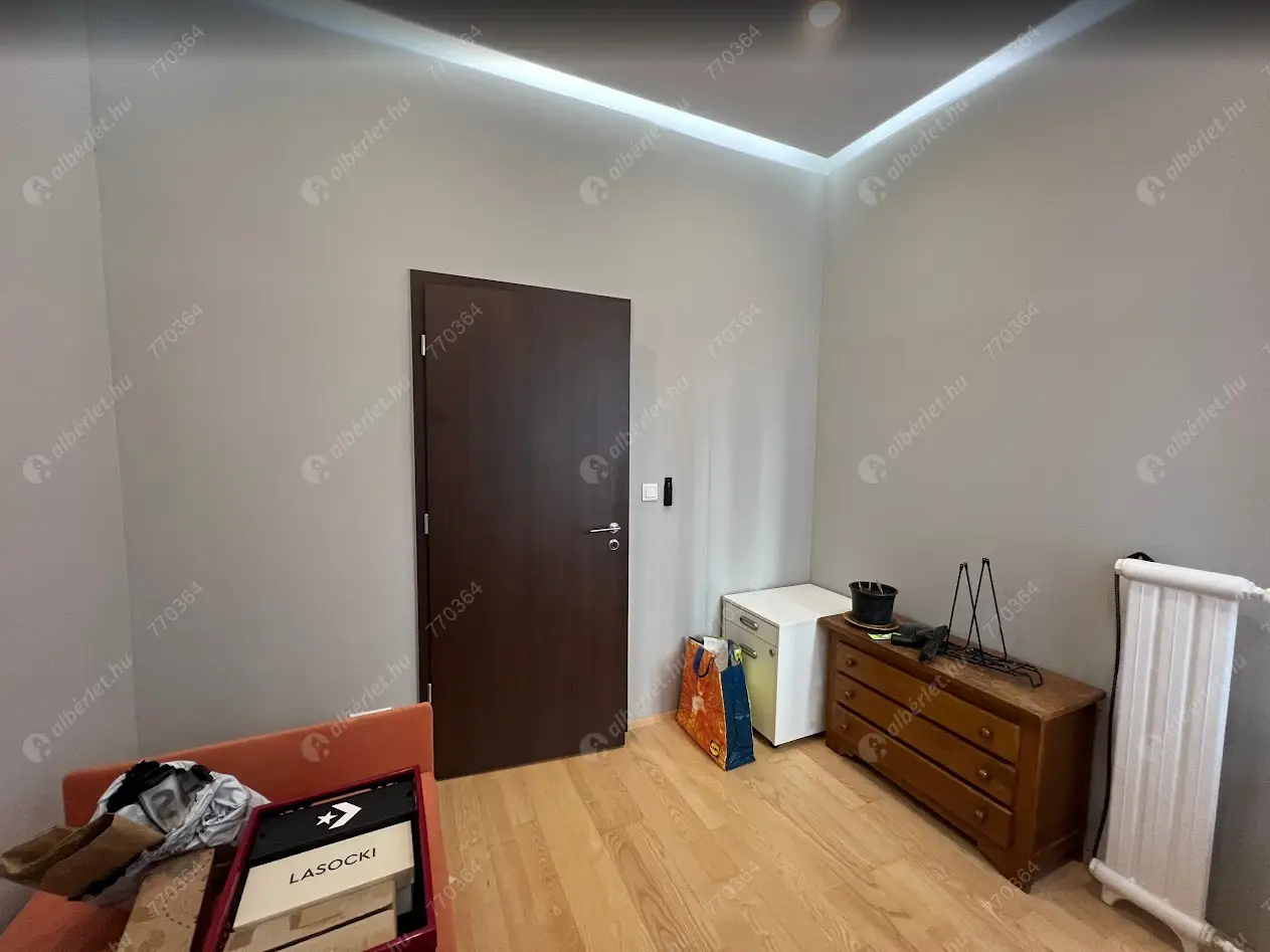 Kiadó albérlet 650000 Ft/hó áron: ,   . Mérete: 90 nm, 3 szobás | Alberlet.hu - 6571595