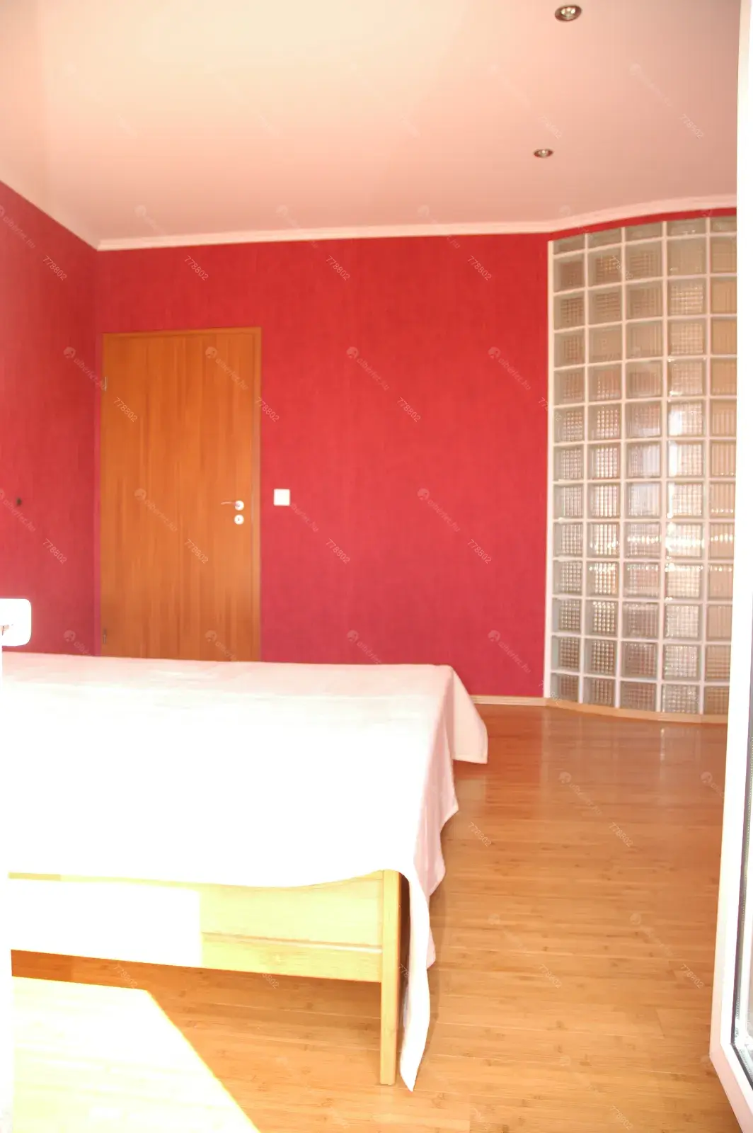 Kiadó albérlet 0 Ft/hó áron: ,   . Mérete:  nm, 1 szobás | Alberlet.hu - 6732003
