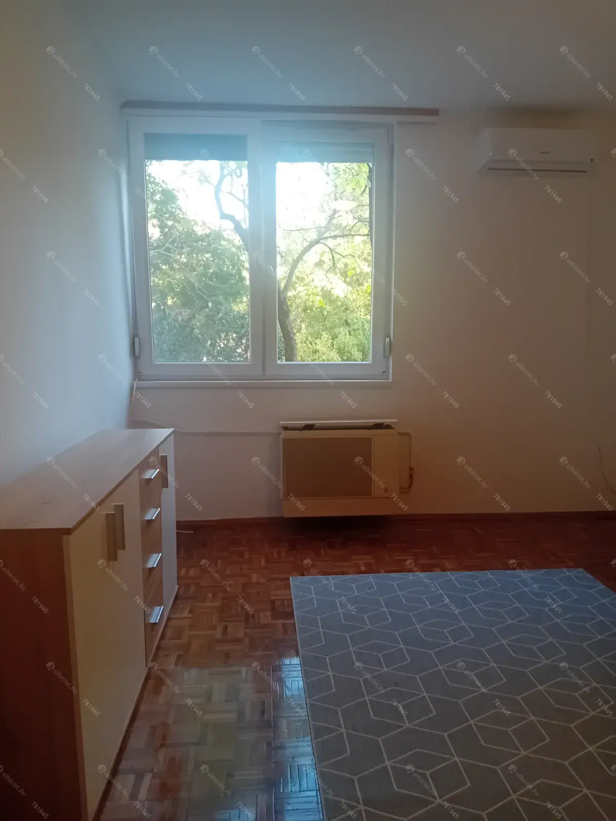 Kiadó albérlet 0 Ft/hó áron: ,   . Mérete:  nm, 1 szobás | Alberlet.hu - 6792377