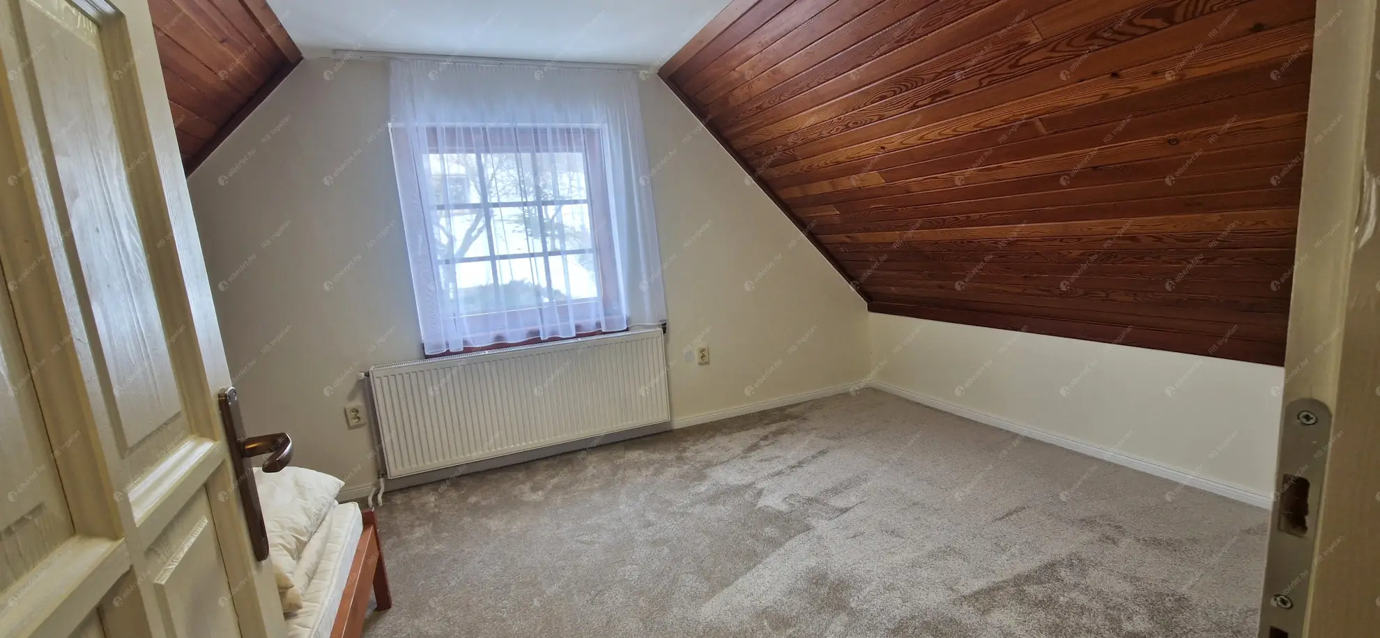 Kiadó albérlet 299000 Ft/hó áron: Alcsútdoboz,  Rézhegy . Mérete: 80 nm, 3 szobás | Alberlet.hu - 6628041