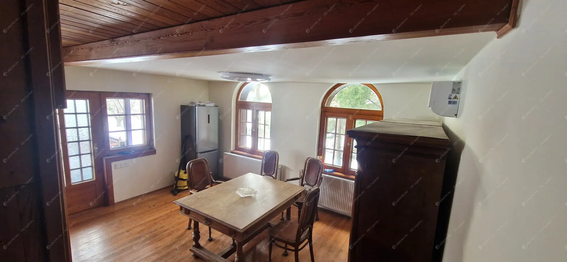 Kiadó albérlet 299000 Ft/hó áron: Alcsútdoboz,  Rézhegy . Mérete: 80 nm, 3 szobás | Alberlet.hu - 6628042