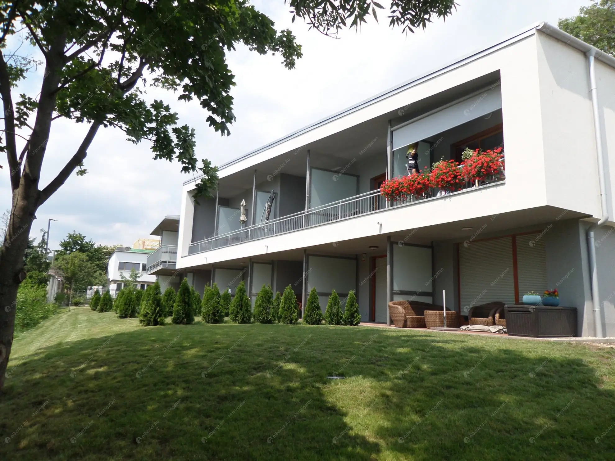 Kiadó albérlet 230000 Ft/hó áron: Balatonfüred,  Aranyhíd sétány. Mérete: 45 nm, 2 szobás | Alberlet.hu - 6570832