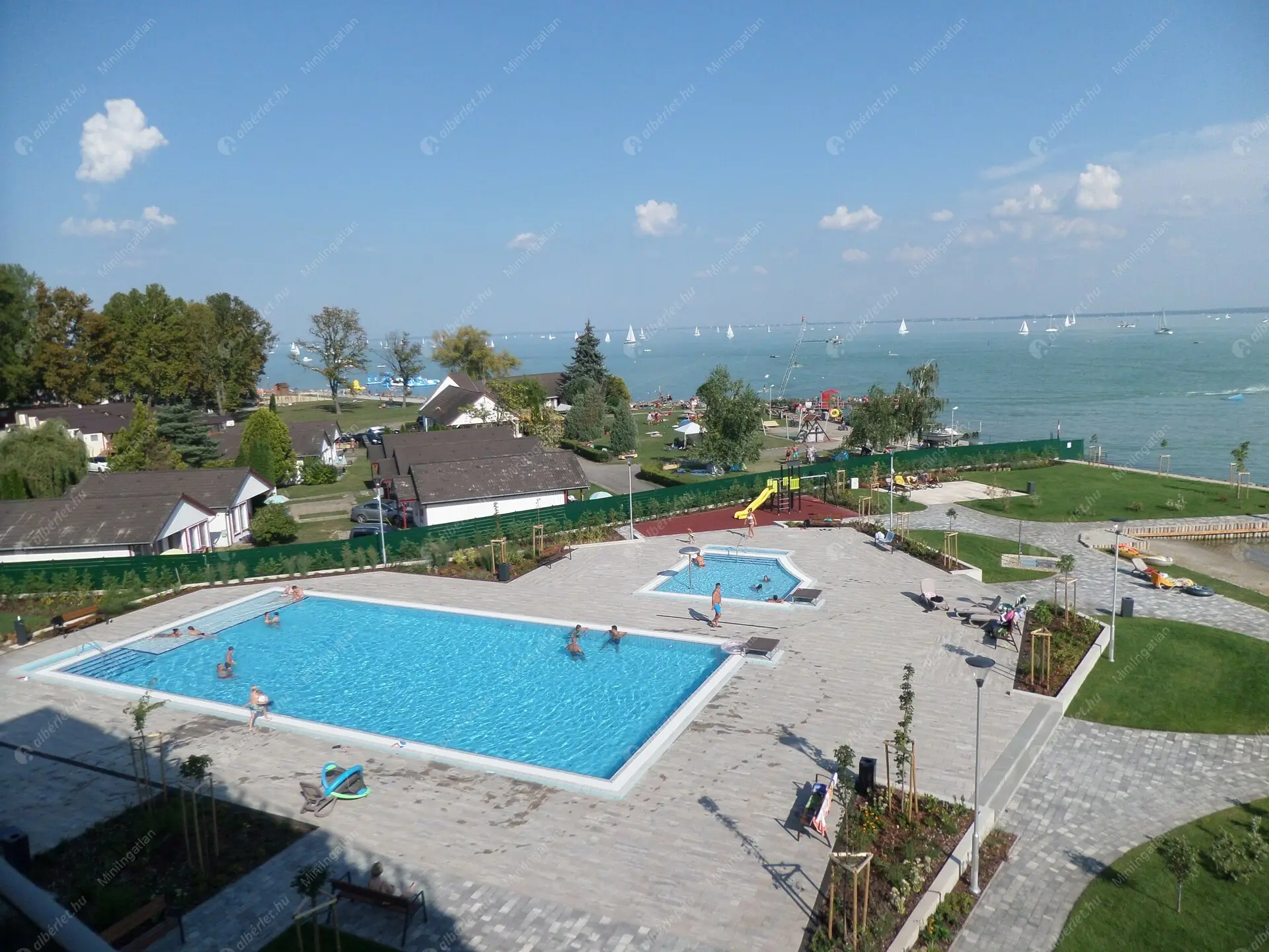 Kiadó albérlet 582000 Ft/hó áron: Balatonfüred,  Széchenyi utca. Mérete: 65 nm, 3 szobás | Alberlet.hu - 6314737