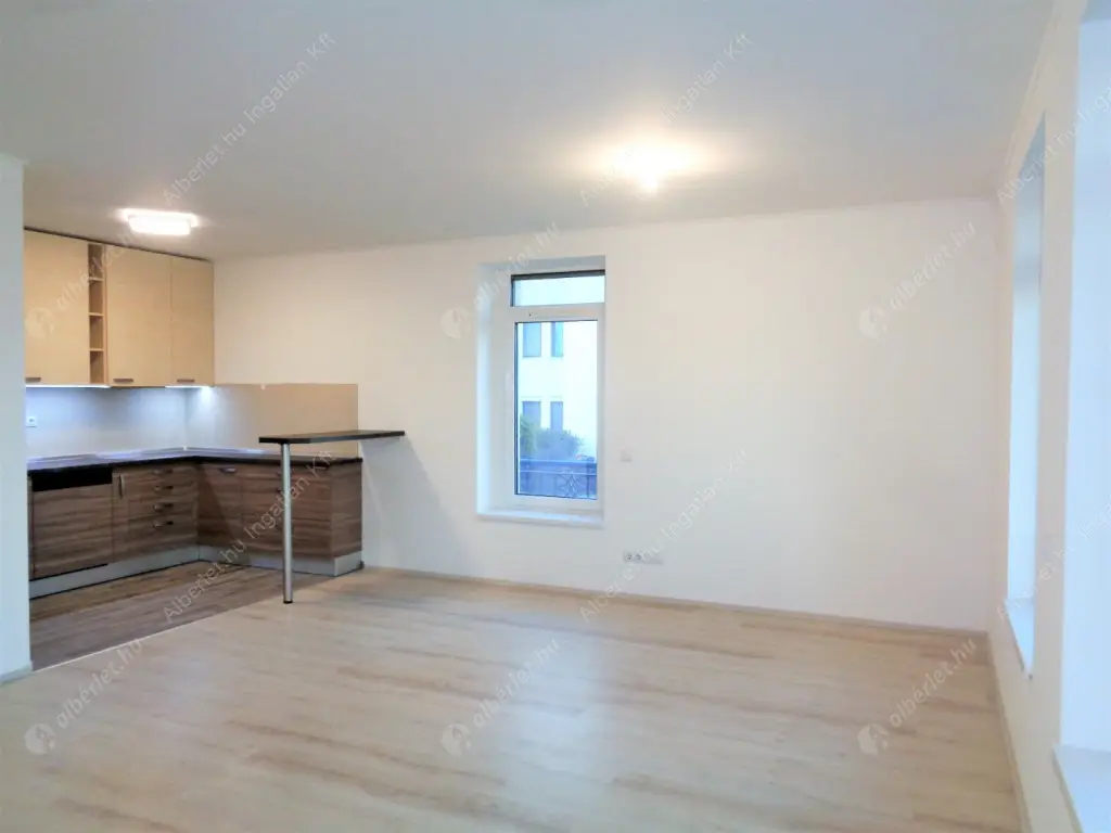 Kiadó albérlet 320000 Ft/hó áron: Biatorbágy,  Kőris utca. Mérete: 72 nm, 2 szobás | Alberlet.hu - 6629151