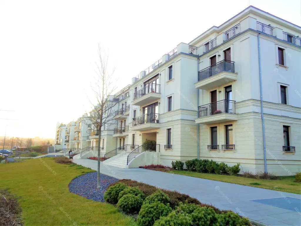 Kiadó albérlet 320000 Ft/hó áron: Biatorbágy,  Kőris utca. Mérete: 72 nm, 2 szobás | Alberlet.hu - 6652782