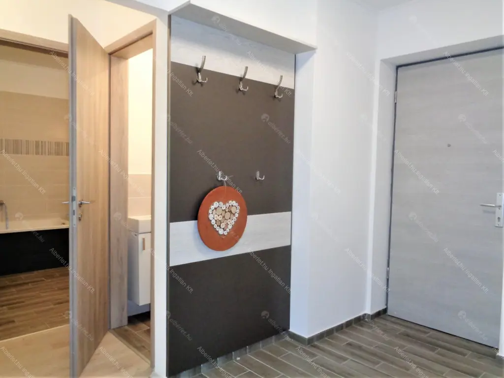 Kiadó albérlet 320000 Ft/hó áron: Biatorbágy,  Kőris utca. Mérete: 72 nm, 2 szobás | Alberlet.hu - 6652797