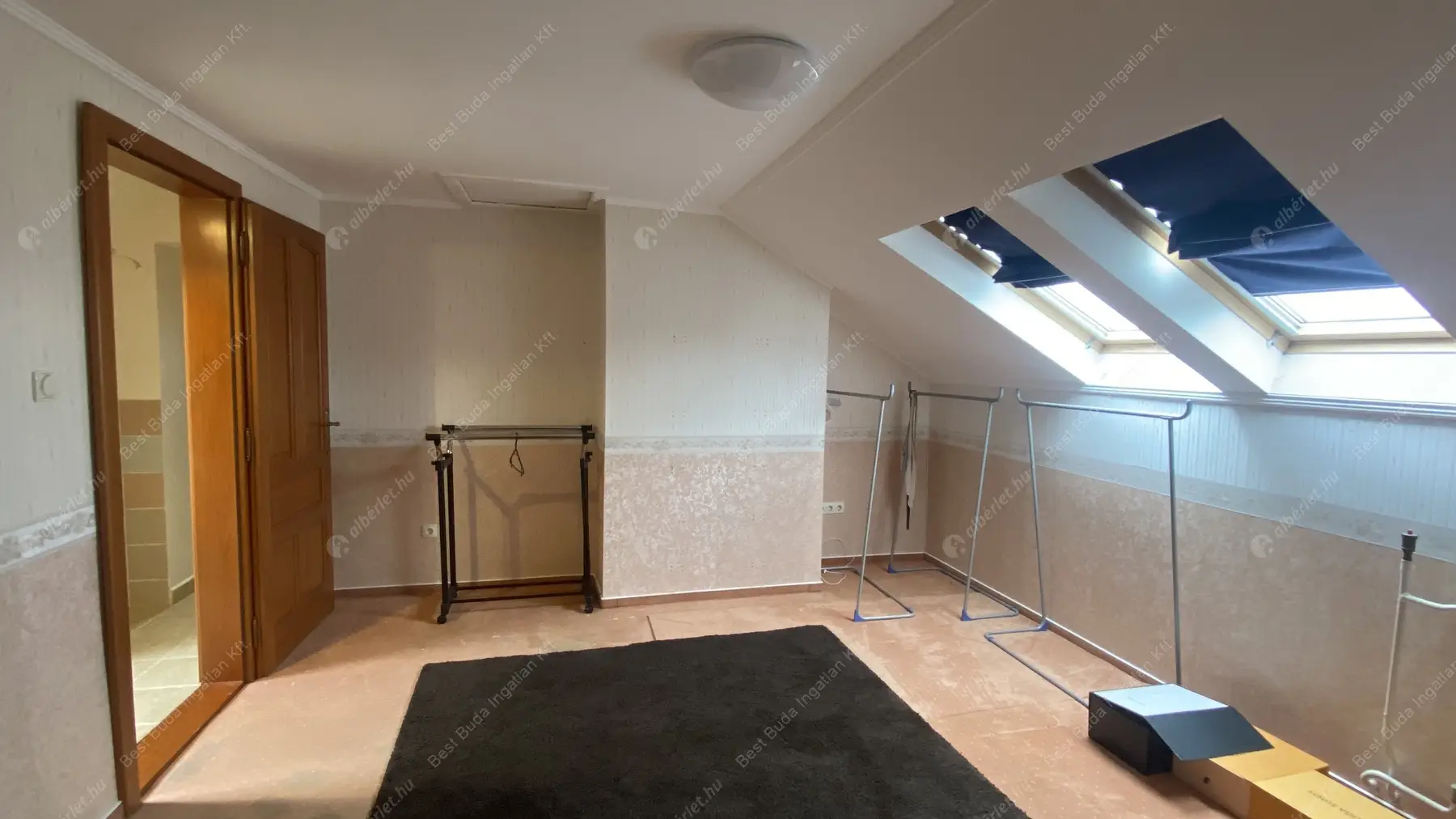 Kiadó albérlet 450000 Ft/hó áron: Budakeszi,  Barackvirág utca. Mérete: 200 nm, 4 szobás | Alberlet.hu - 6157262