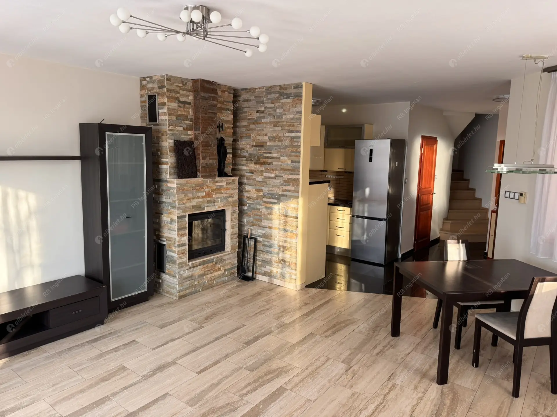 Kiadó albérlet 590000 Ft/hó áron: Budaörs,  Hóvirág utca. Mérete: 130 nm, 4 szobás | Alberlet.hu - 6404670