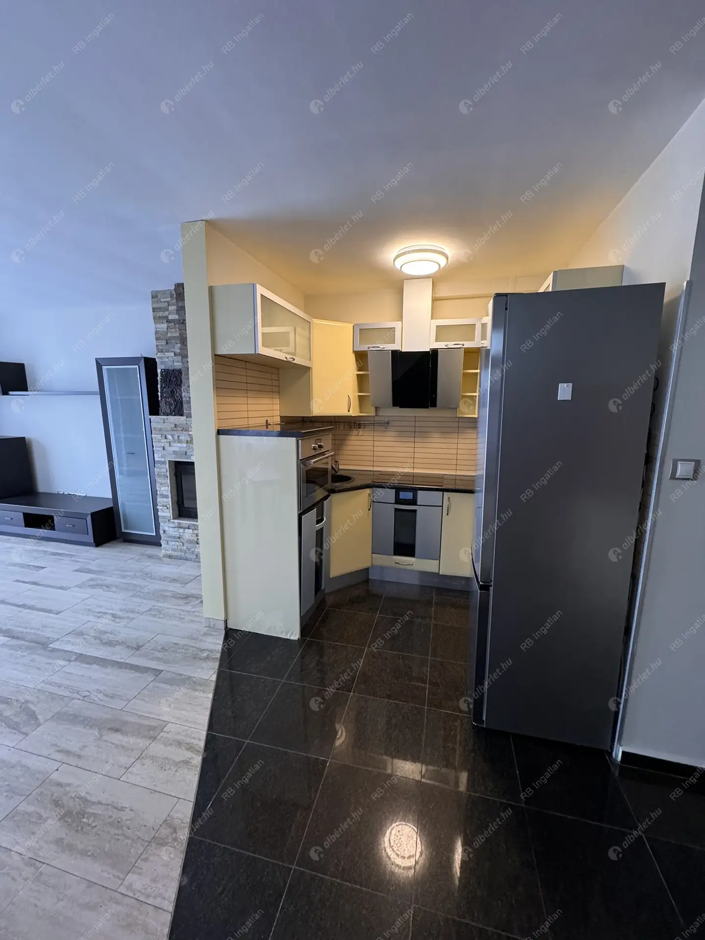 Kiadó albérlet 590000 Ft/hó áron: Budaörs,  Hóvirág utca. Mérete: 130 nm, 4 szobás | Alberlet.hu - 6404679