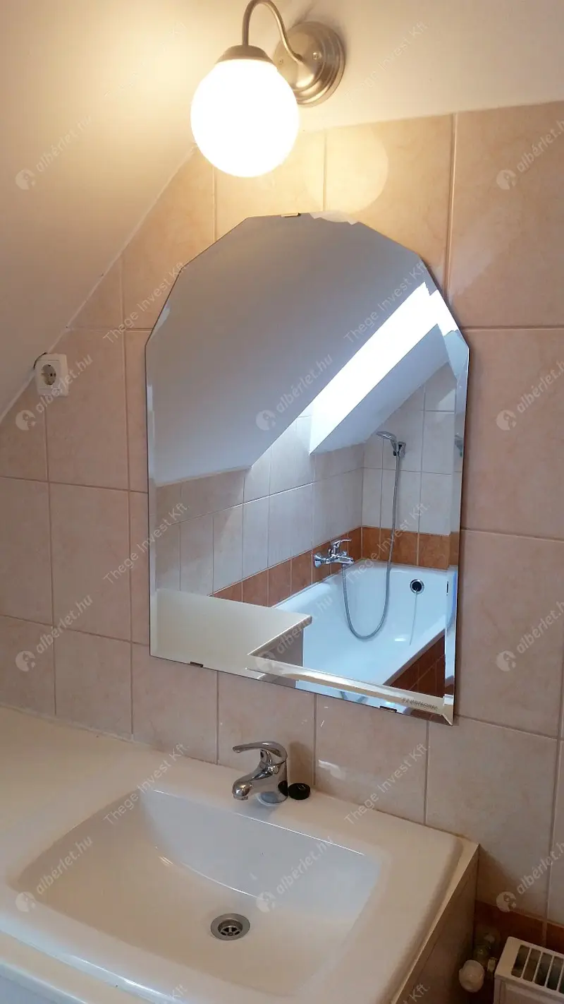 Kiadó albérlet 0 Ft/hó áron: Budaörs,  Nefelejcs . Mérete: 92 nm, 3 szobás | Alberlet.hu - 6428024