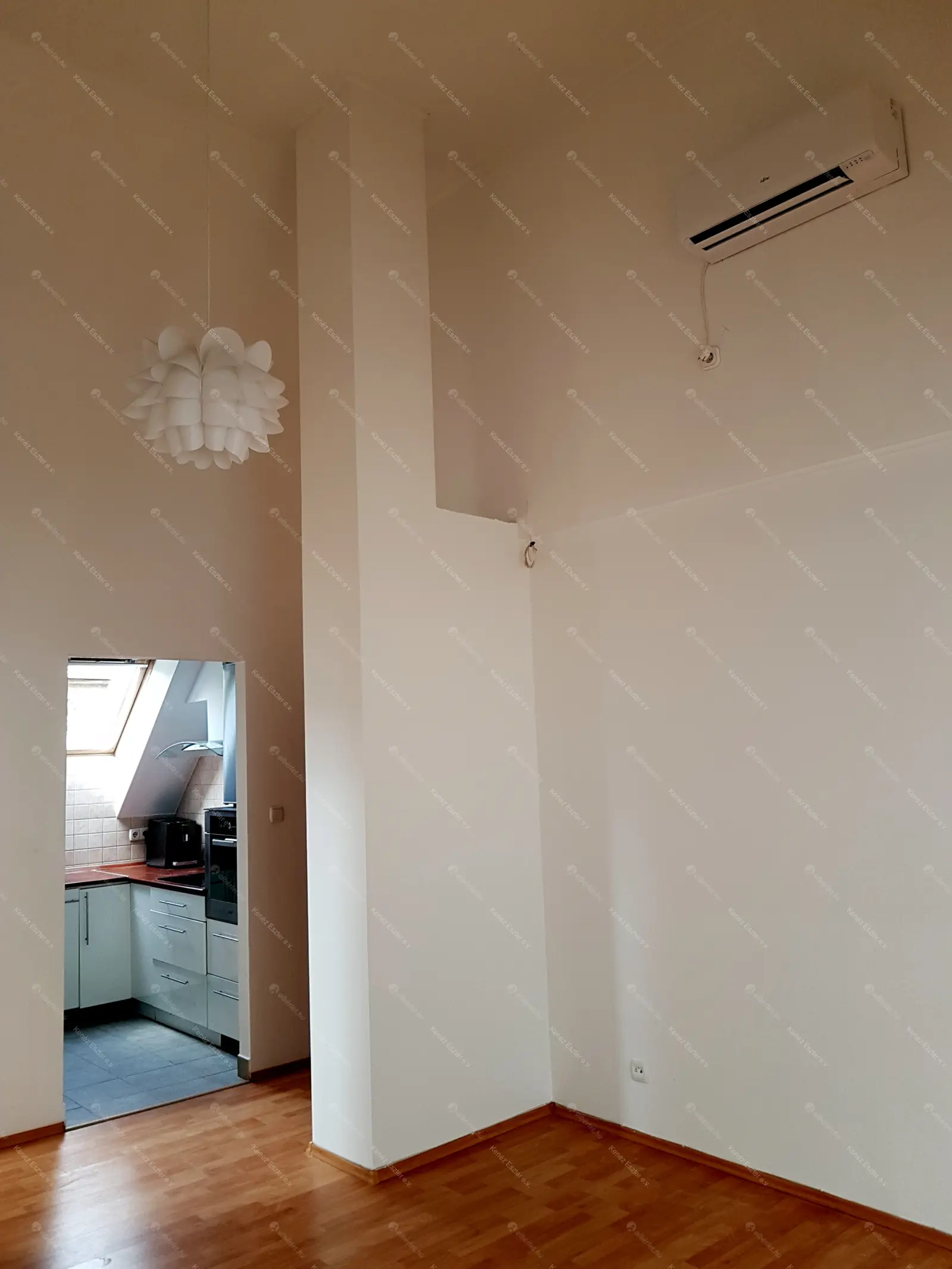 Kiadó albérlet 350000 Ft/hó áron: Budaörs,  Nefelejcs . Mérete: 92 nm, 3 szobás | Alberlet.hu - 6703588