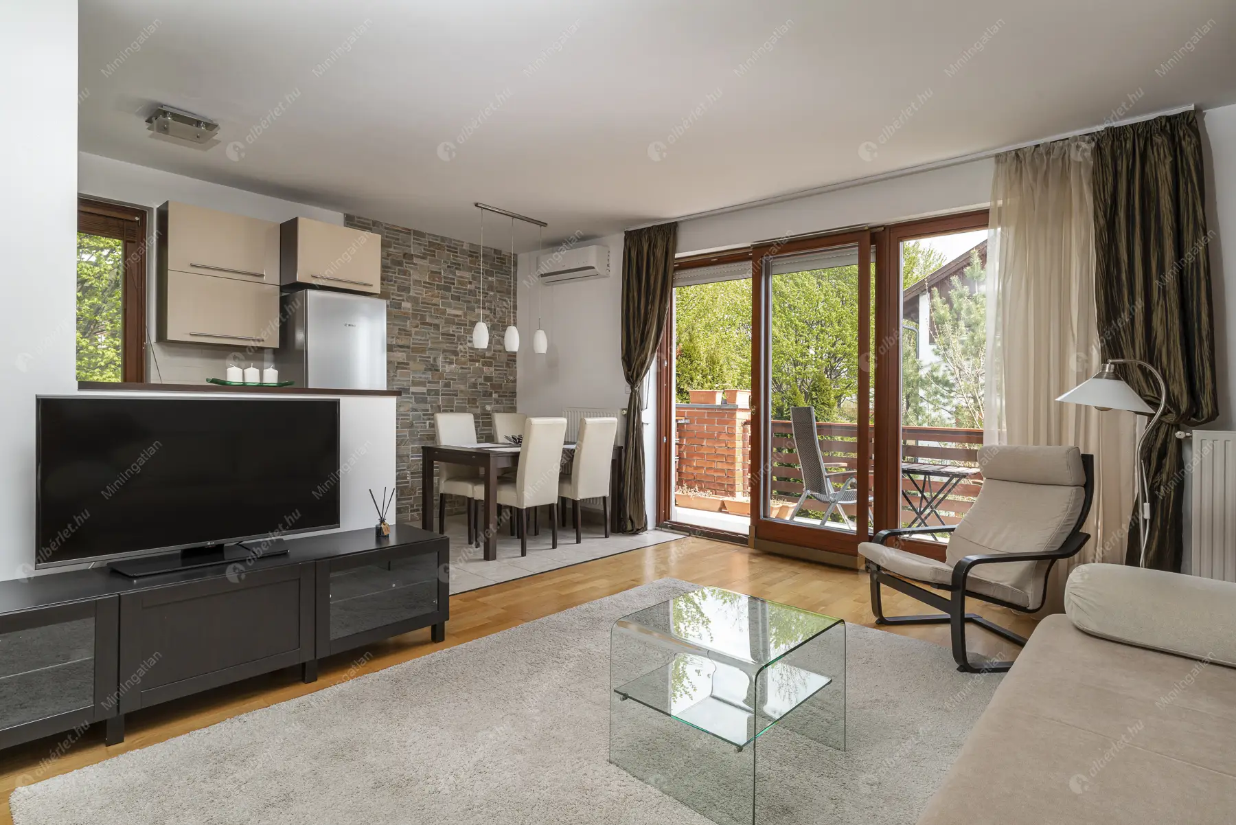 Kiadó albérlet 619000 Ft/hó áron: Budaörs,  Otthon utca. Mérete: 105 nm, 3 szobás | Alberlet.hu - 5945162