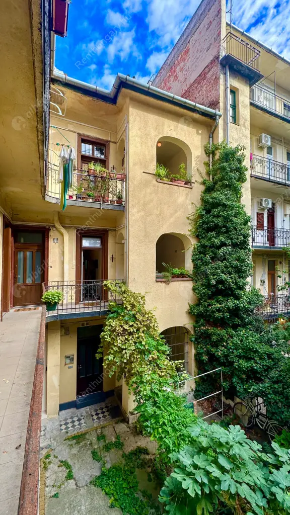 Kiadó albérlet 250000 Ft/hó áron: Budapest, I. kerület  Aladár utca. Mérete: 36 nm, 1 szobás | Alberlet.hu - 6622469