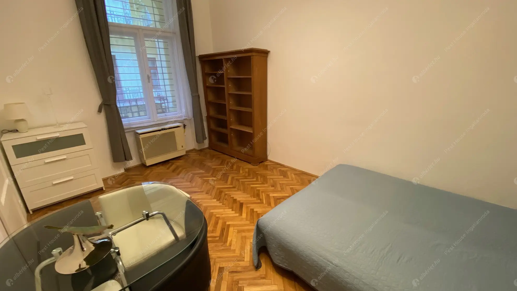 Kiadó albérlet 170000 Ft/hó áron: Budapest, I. kerület  Attila út. Mérete: 27 nm, 1 szobás | Alberlet.hu - 6580407