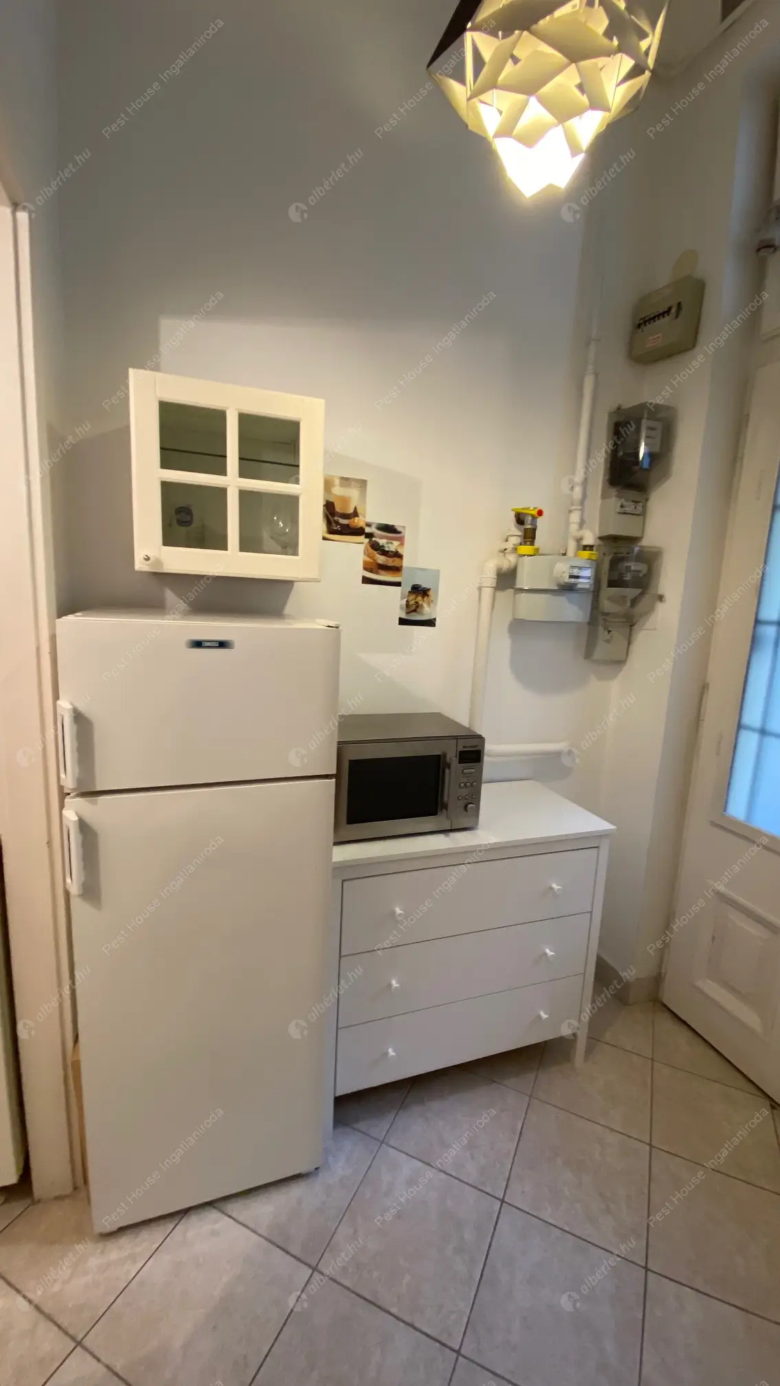Kiadó albérlet 170000 Ft/hó áron: Budapest, I. kerület  Attila út. Mérete: 27 nm, 1 szobás | Alberlet.hu - 6580416