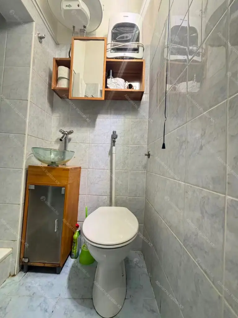 Kiadó albérlet 174000 Ft/hó áron: Budapest, I. kerület  Attila út. Mérete: 28 nm, 1 szobás | Alberlet.hu - 6666532