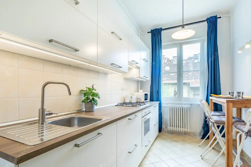 Kiadó albérlet 250000 Ft/hó áron: Budapest, I. kerület  Attila út. Mérete: 38 nm, 1 szobás | Alberlet.hu - 6600118