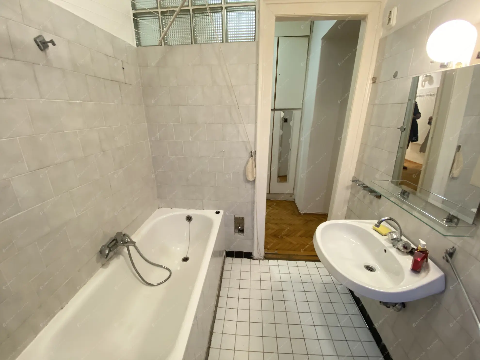 Kiadó albérlet 190000 Ft/hó áron: Budapest, I. kerület  Attila út. Mérete: 41 nm, 1 szobás | Alberlet.hu - 6607408