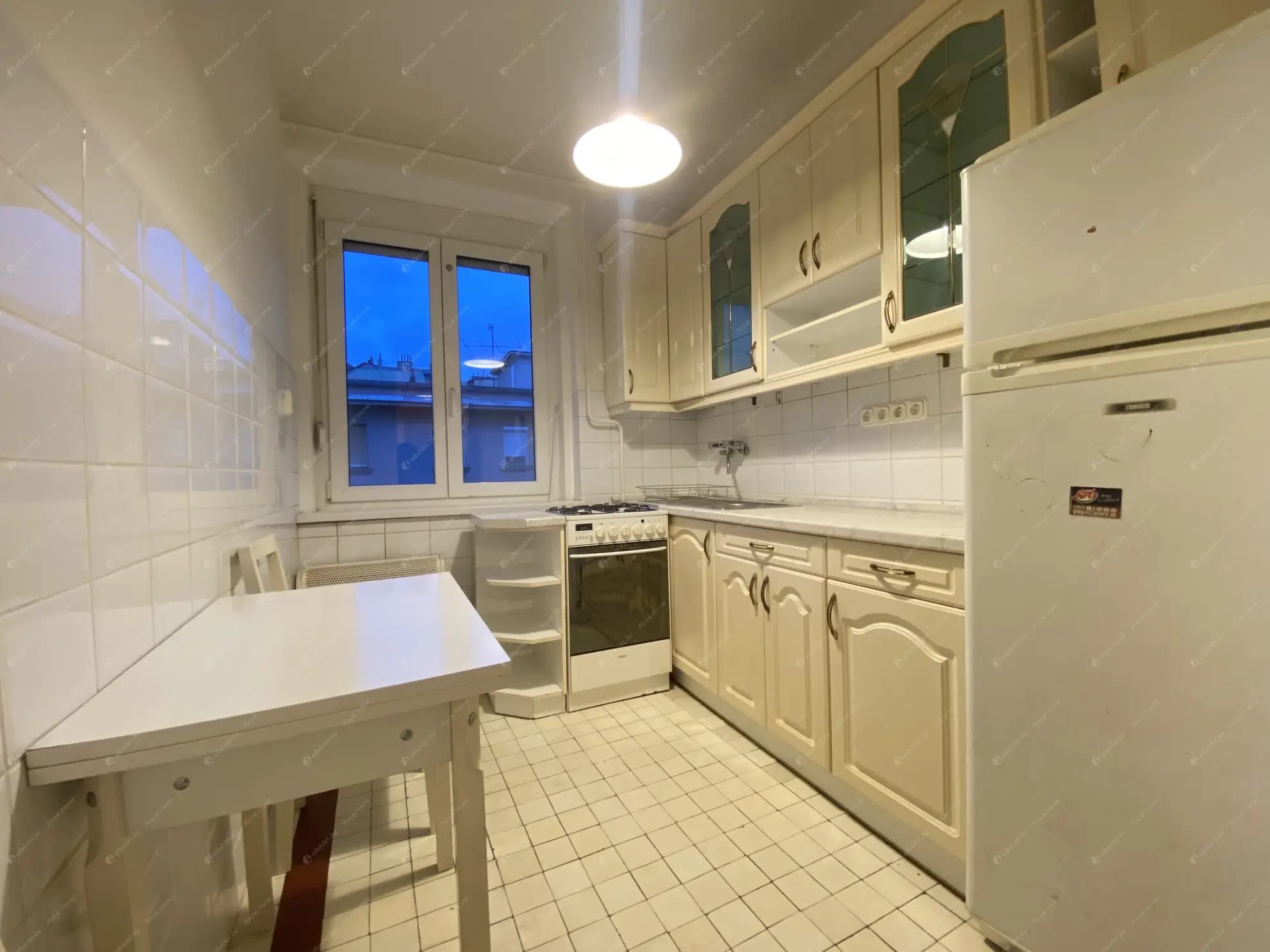 Kiadó albérlet 190000 Ft/hó áron: Budapest, I. kerület  Attila út. Mérete: 41 nm, 1 szobás | Alberlet.hu - 6607411