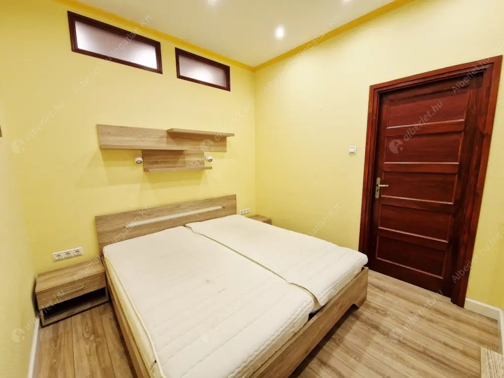 Kiadó albérlet 260000 Ft/hó áron: Budapest, I. kerület  Attila út. Mérete: 41 nm, 1 szobás | Alberlet.hu - 6596999