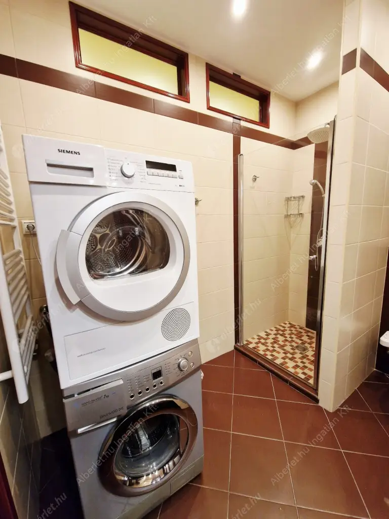 Kiadó albérlet 260000 Ft/hó áron: Budapest, I. kerület  Attila út. Mérete: 41 nm, 1 szobás | Alberlet.hu - 6597006