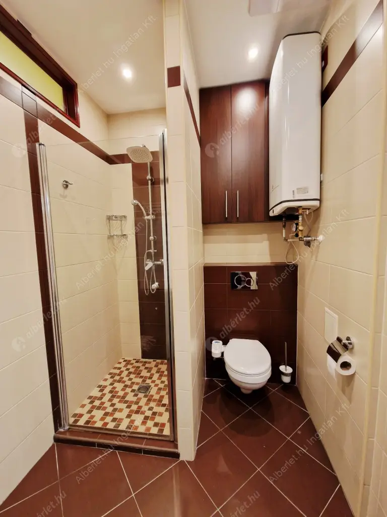 Kiadó albérlet 260000 Ft/hó áron: Budapest, I. kerület  Attila út. Mérete: 41 nm, 1 szobás | Alberlet.hu - 6597008