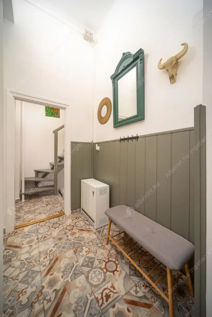 Kiadó albérlet 275000 Ft/hó áron: Budapest, I. kerület  Attila út. Mérete: 46 nm, 2 szobás | Alberlet.hu - 6631954