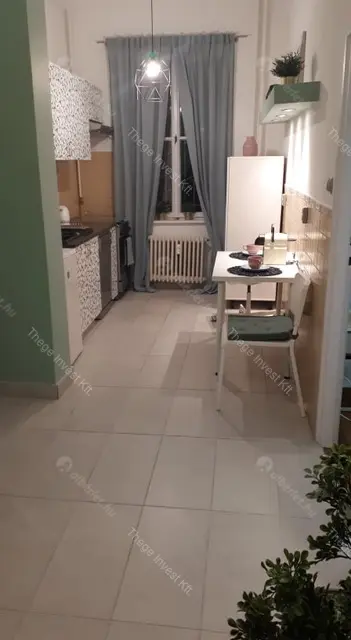 Kiadó albérlet 340000 Ft/hó áron: Budapest, I. kerület  Attila út. Mérete: 52 nm, 2 szobás | Alberlet.hu - 6657644