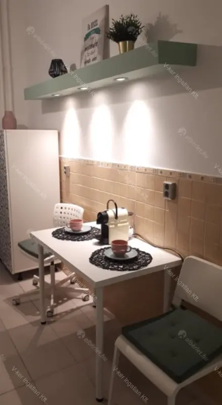 Kiadó albérlet 320000 Ft/hó áron: Budapest, I. kerület  Attila út. Mérete: 52 nm, 2 szobás | Alberlet.hu - 6668081