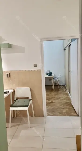 Kiadó albérlet 320000 Ft/hó áron: Budapest, I. kerület  Attila út. Mérete: 52 nm, 2 szobás | Alberlet.hu - 6676314