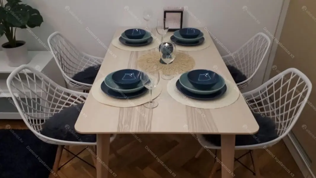 Kiadó albérlet 340000 Ft/hó áron: Budapest, I. kerület  Attila út. Mérete: 52 nm, 2 szobás | Alberlet.hu - 6659398