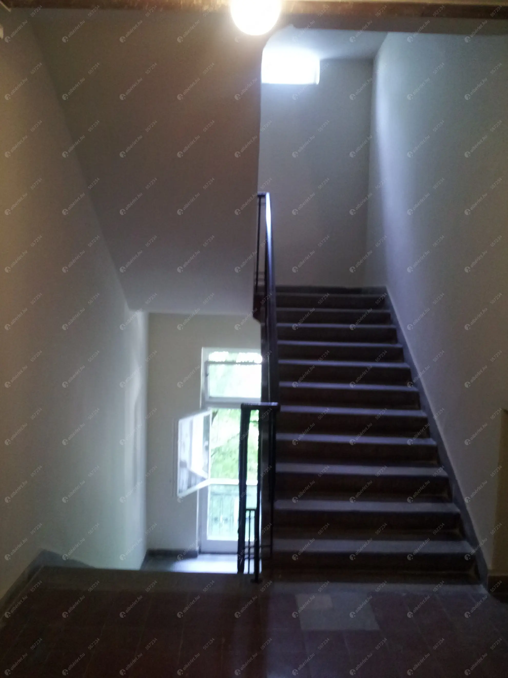 Kiadó albérlet 320000 Ft/hó áron: Budapest, I. kerület  Attila út. Mérete: 60 nm, 2 szobás | Alberlet.hu - 6579358