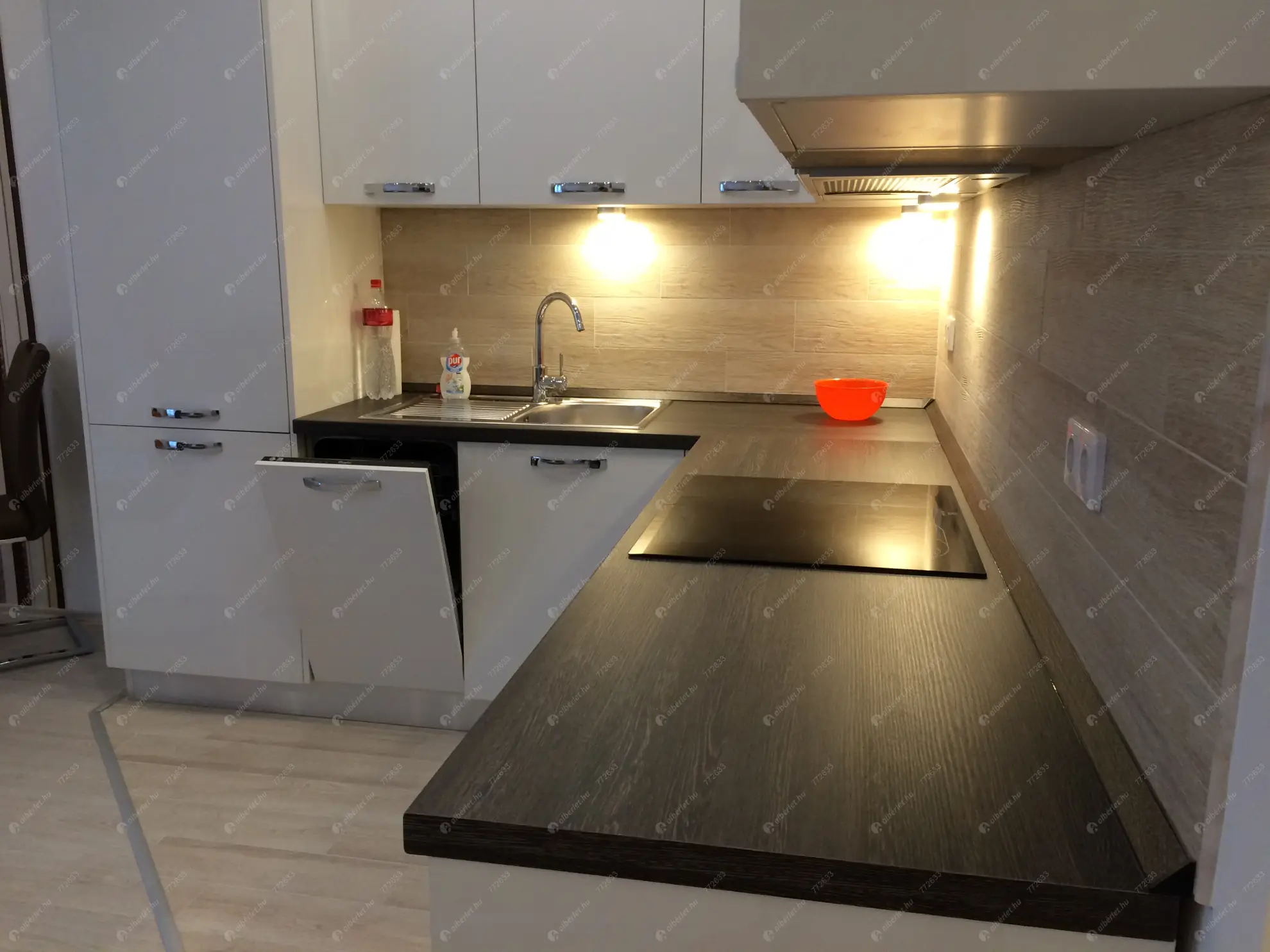 Kiadó albérlet 320000 Ft/hó áron: Budapest, I. kerület  Attila út. Mérete: 60 nm, 3 szobás | Alberlet.hu - 6613984