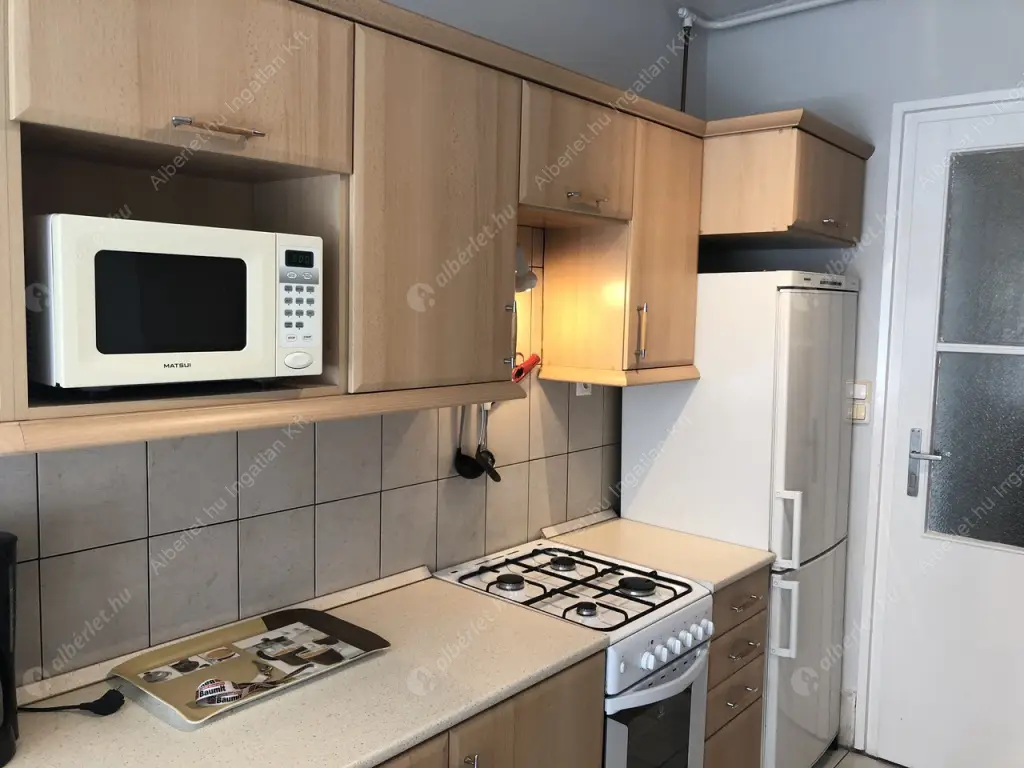 Kiadó albérlet 280000 Ft/hó áron: Budapest, I. kerület  Attila út. Mérete: 64 nm, 2 szobás | Alberlet.hu - 6111783