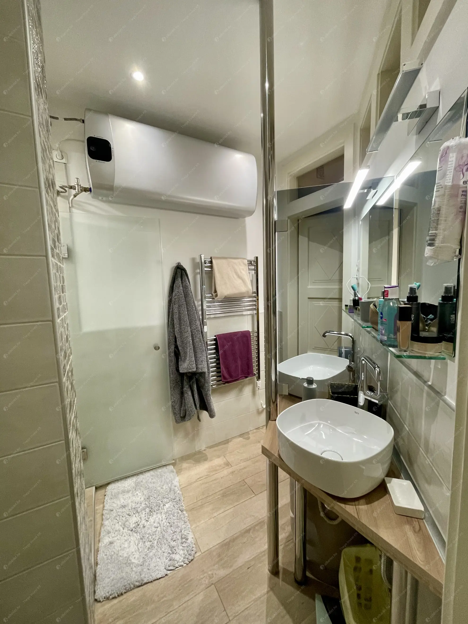 Kiadó albérlet 329000 Ft/hó áron: Budapest, I. kerület  Attila út. Mérete: 73 nm, 3 szobás | Alberlet.hu - 6625601