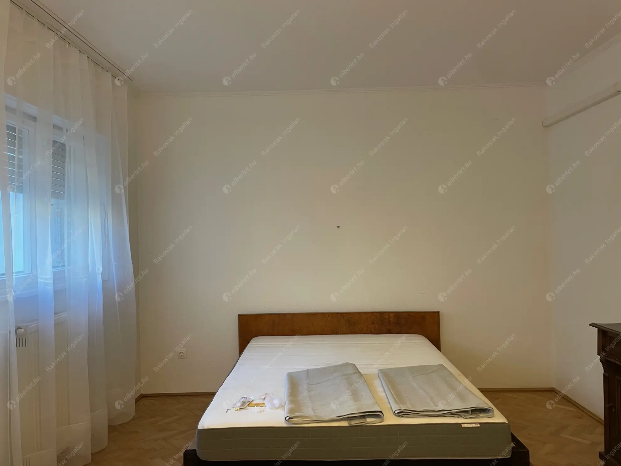 Kiadó albérlet 300000 Ft/hó áron: Budapest, I. kerület  Attila út. Mérete: 76 nm, 2 szobás | Alberlet.hu - 6544523