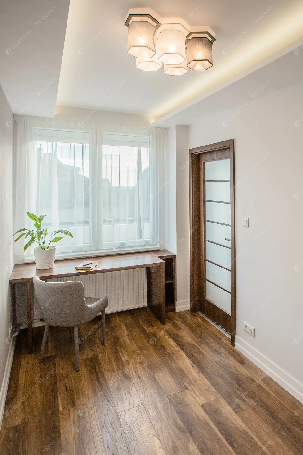 Kiadó albérlet 800000 Ft/hó áron: Budapest, I. kerület  Attila út. Mérete: 79 nm, 4 szobás | Alberlet.hu - 6231348