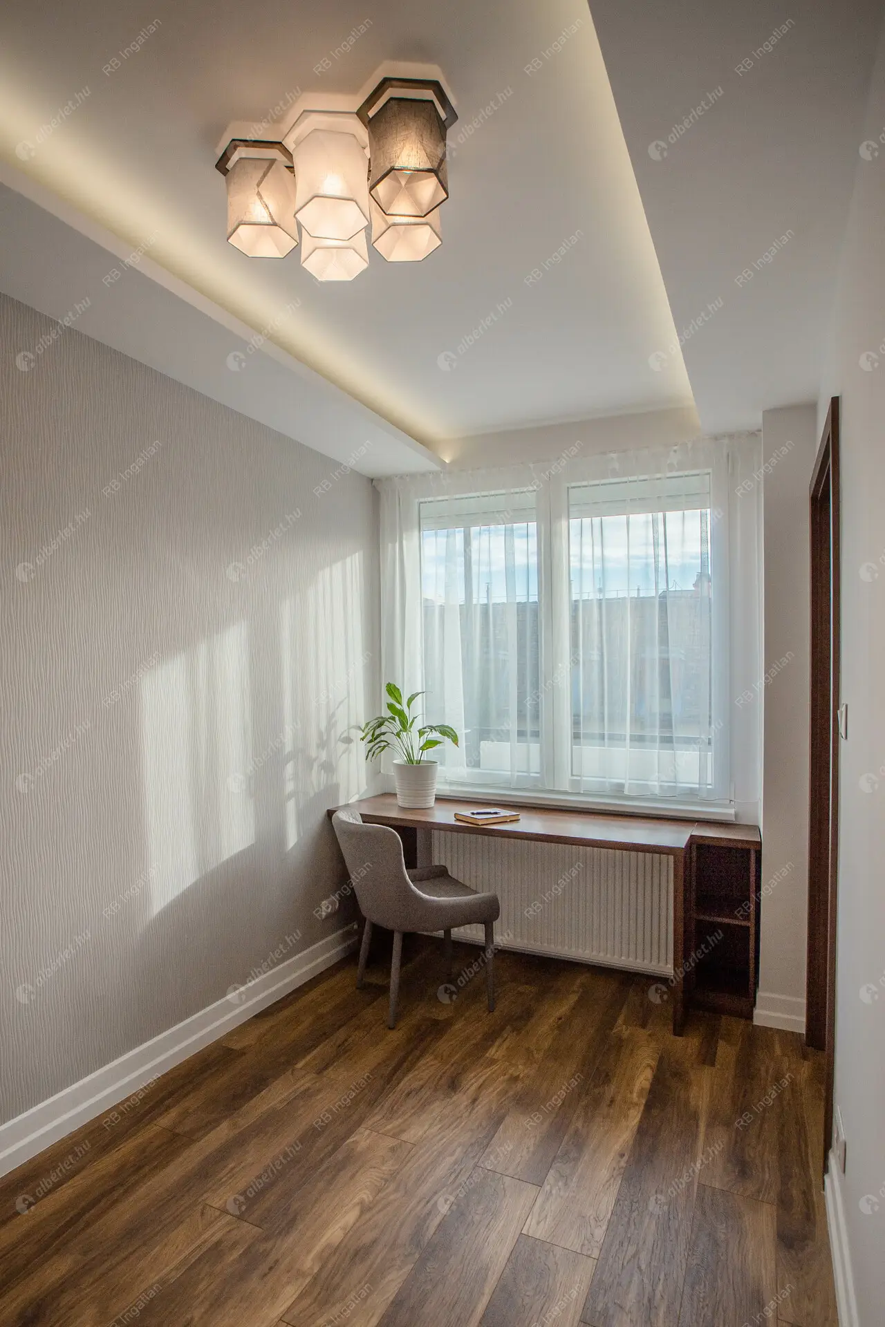 Kiadó albérlet 800000 Ft/hó áron: Budapest, I. kerület  Attila út. Mérete: 79 nm, 4 szobás | Alberlet.hu - 6231349