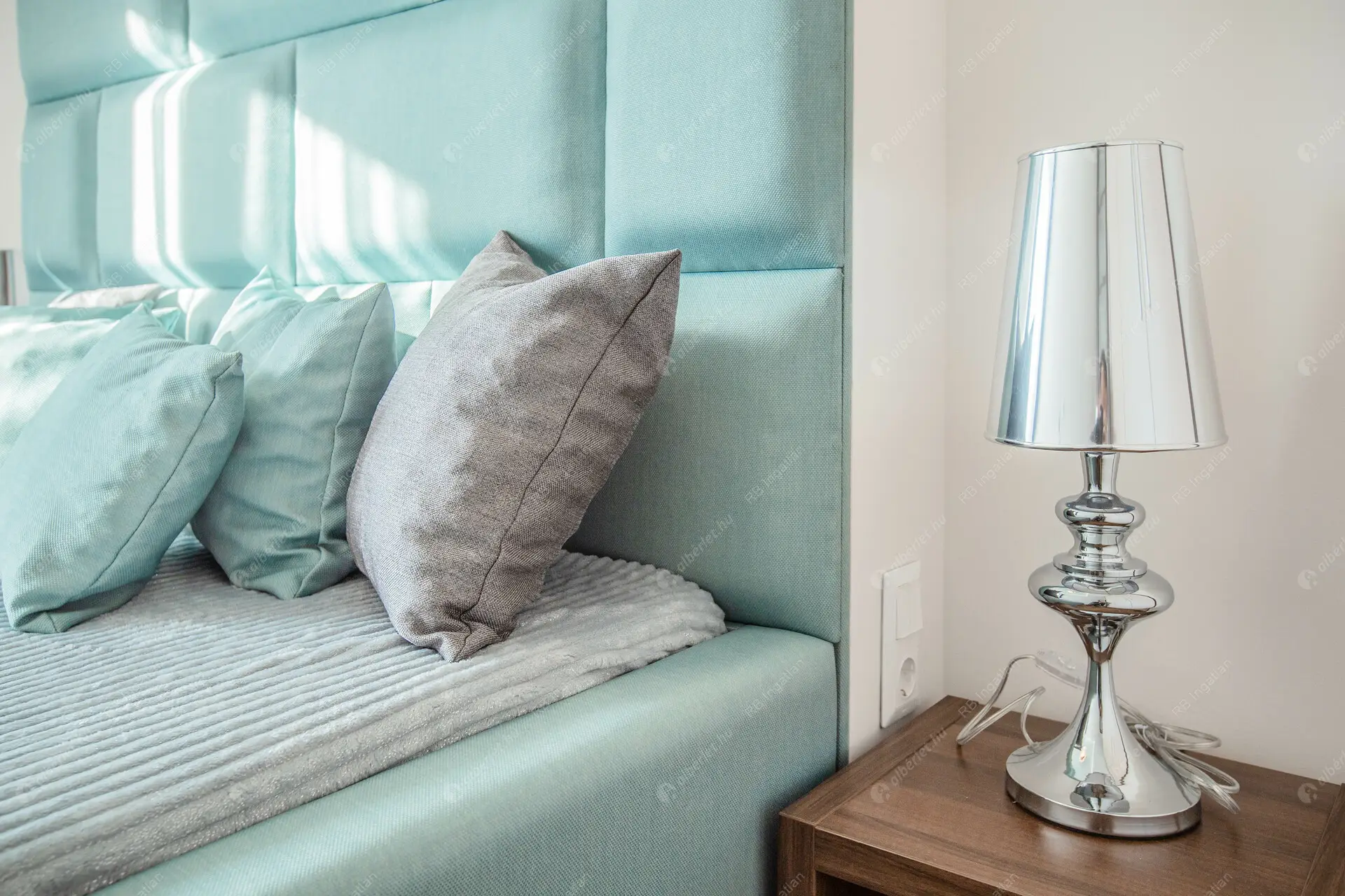 Kiadó albérlet 800000 Ft/hó áron: Budapest, I. kerület  Attila út. Mérete: 79 nm, 4 szobás | Alberlet.hu - 6231383