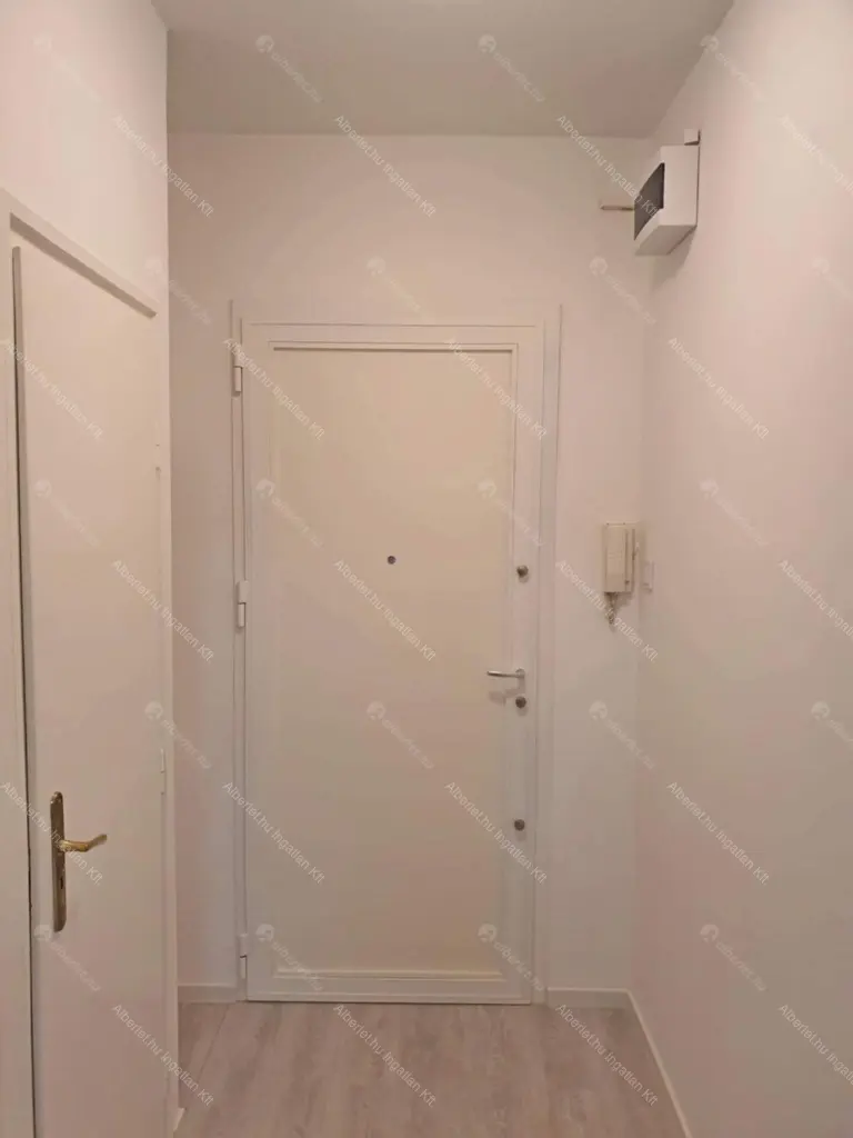 Kiadó albérlet 470000 Ft/hó áron: Budapest, I. kerület  Attila út. Mérete: 80 nm, 4 szobás | Alberlet.hu - 6688255