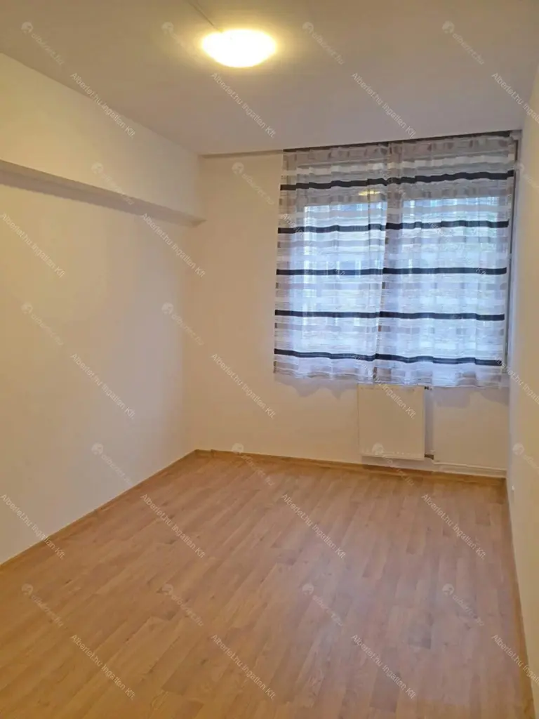 Kiadó albérlet 470000 Ft/hó áron: Budapest, I. kerület  Attila út. Mérete: 80 nm, 4 szobás | Alberlet.hu - 6689227