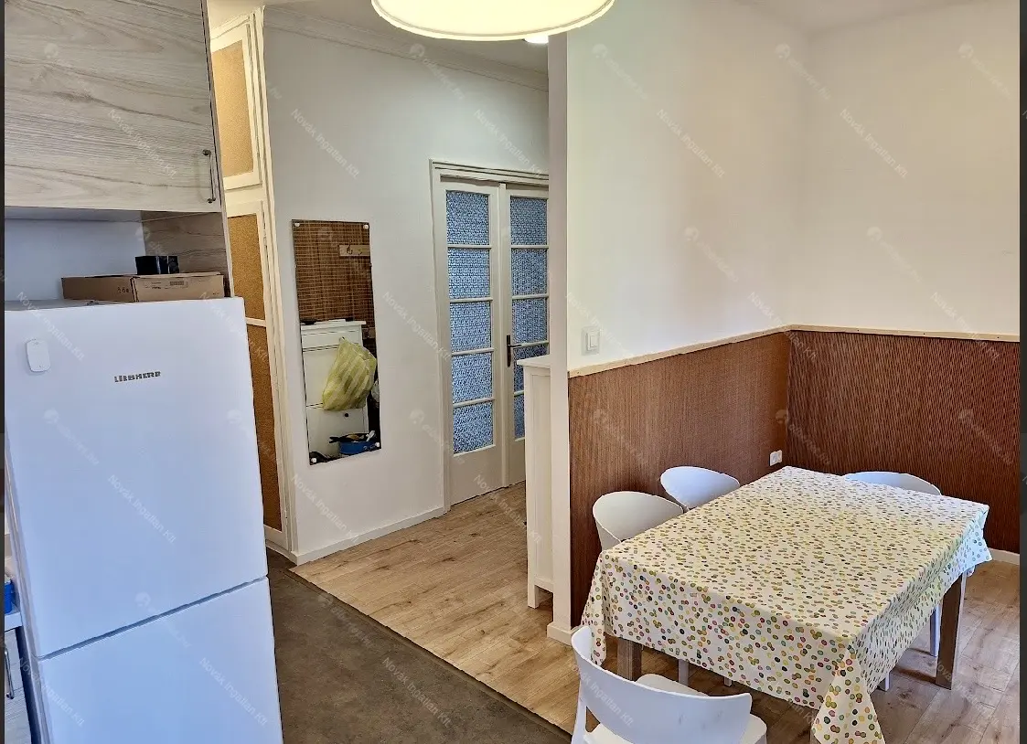 Kiadó albérlet 330000 Ft/hó áron: Budapest, I. kerület  Attila út. Mérete: 83 nm, 2 szobás | Alberlet.hu - 6661297