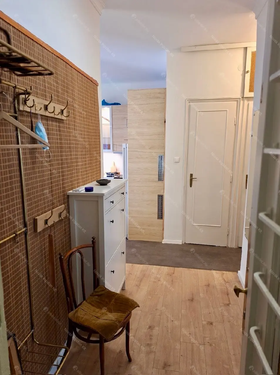 Kiadó albérlet 330000 Ft/hó áron: Budapest, I. kerület  Attila út. Mérete: 83 nm, 2 szobás | Alberlet.hu - 6661306