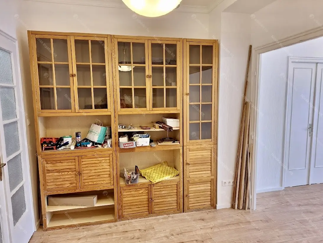 Kiadó albérlet 330000 Ft/hó áron: Budapest, I. kerület  Attila út. Mérete: 83 nm, 2 szobás | Alberlet.hu - 6661325