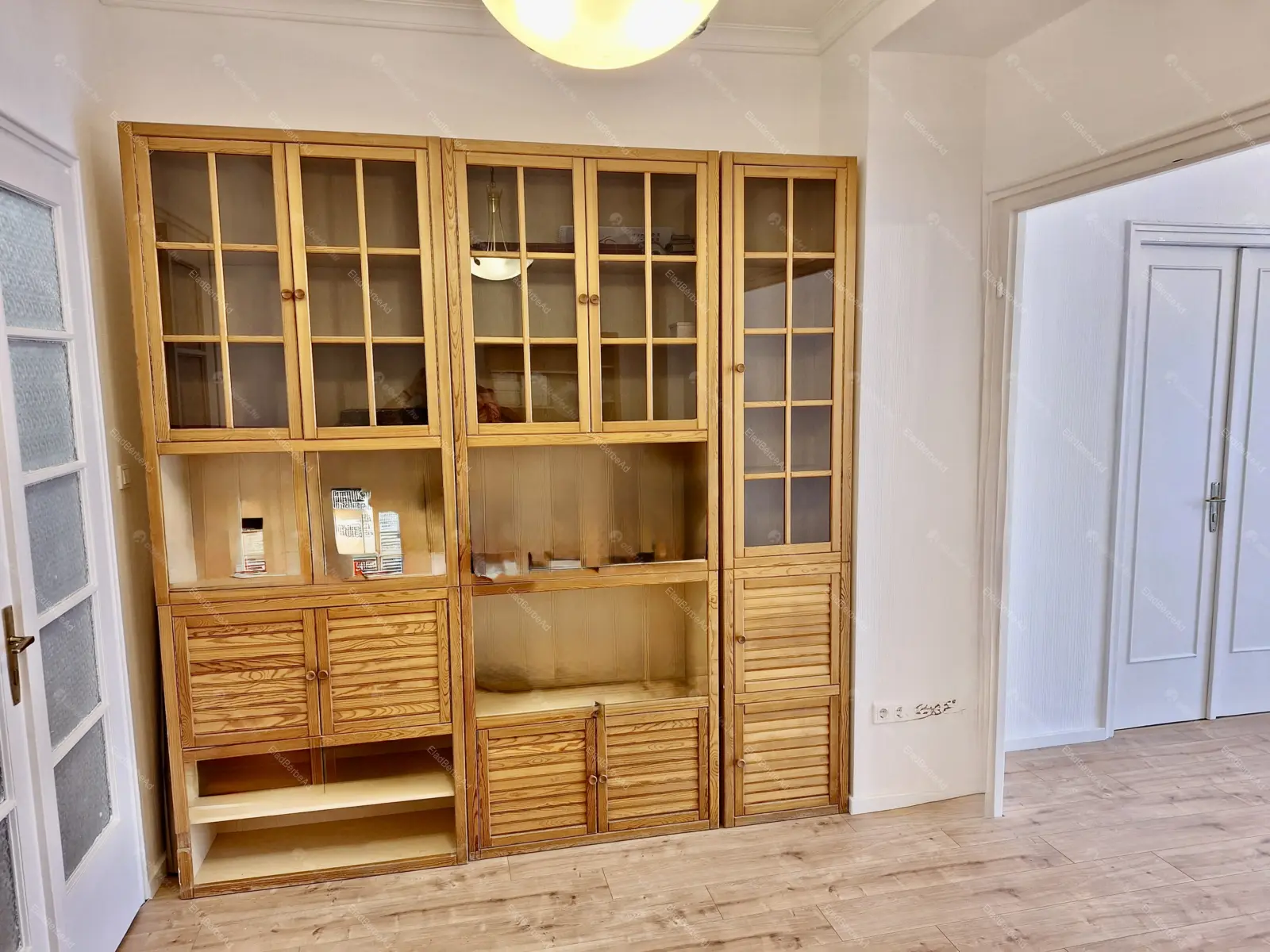 Kiadó albérlet 328000 Ft/hó áron: Budapest, I. kerület  Attila út. Mérete: 83 nm, 2 szobás | Alberlet.hu - 6668664