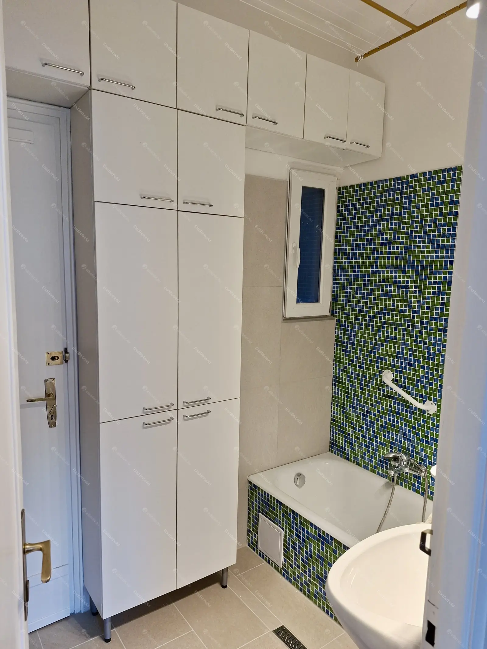 Kiadó albérlet 328000 Ft/hó áron: Budapest, I. kerület  Attila út. Mérete: 83 nm, 2 szobás | Alberlet.hu - 6668671