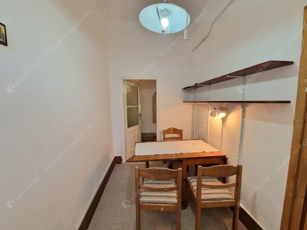 Kiadó albérlet 210000 Ft/hó áron: Budapest, I. kerület  Avar utca. Mérete: 39 nm, 1 szobás | Alberlet.hu - 6573709