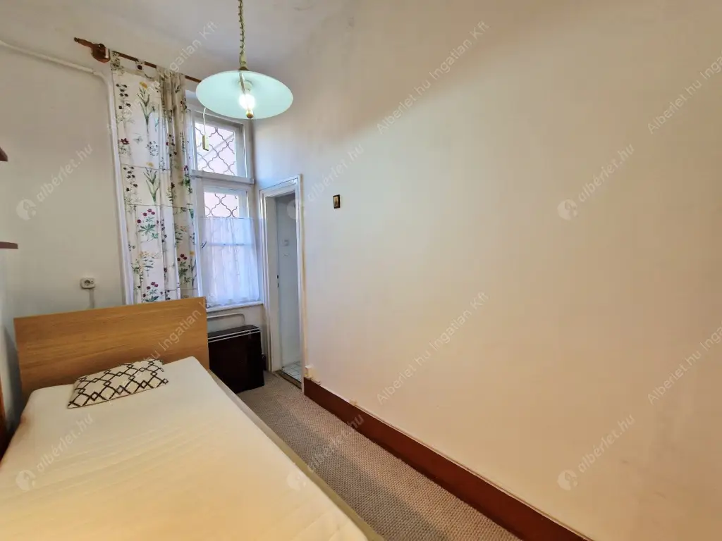 Kiadó albérlet 210000 Ft/hó áron: Budapest, I. kerület  Avar utca. Mérete: 39 nm, 1 szobás | Alberlet.hu - 6577387